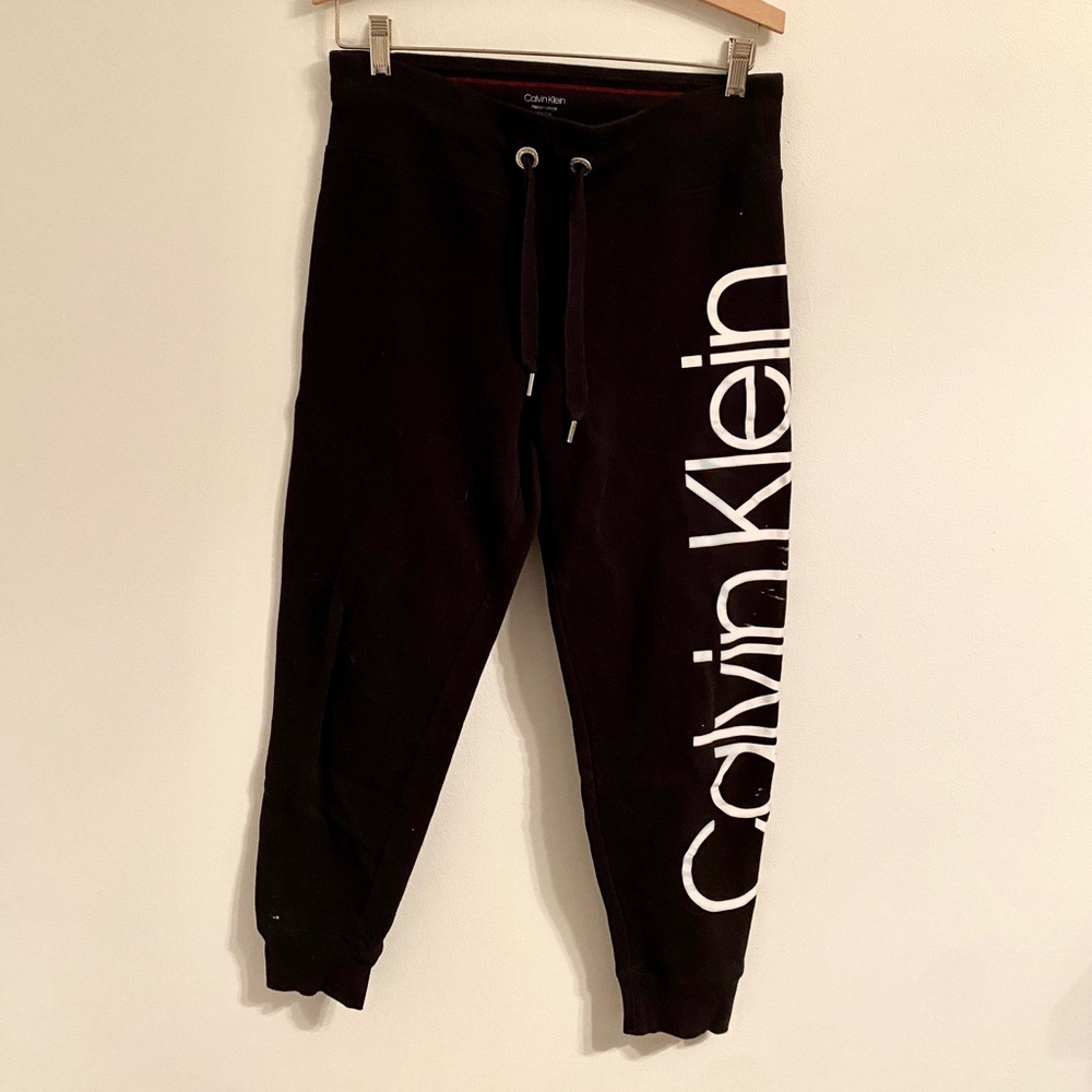 Black comfortable Calvin Klein sweatpants